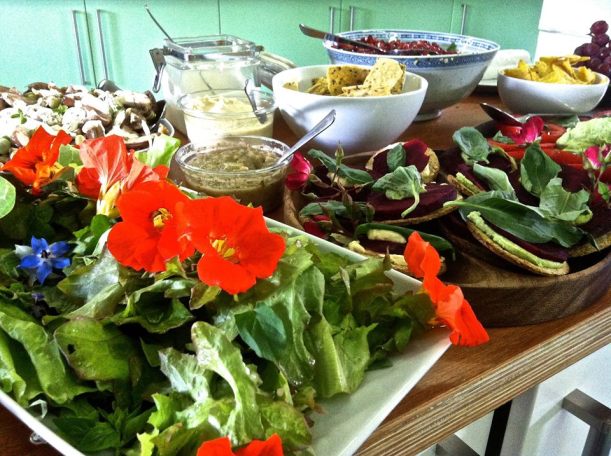 13565385_10154169135616469_165269228_n